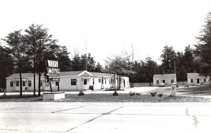 Fays Motel (Grayling Extended Stay) - Vintage Postcard (newer photo)